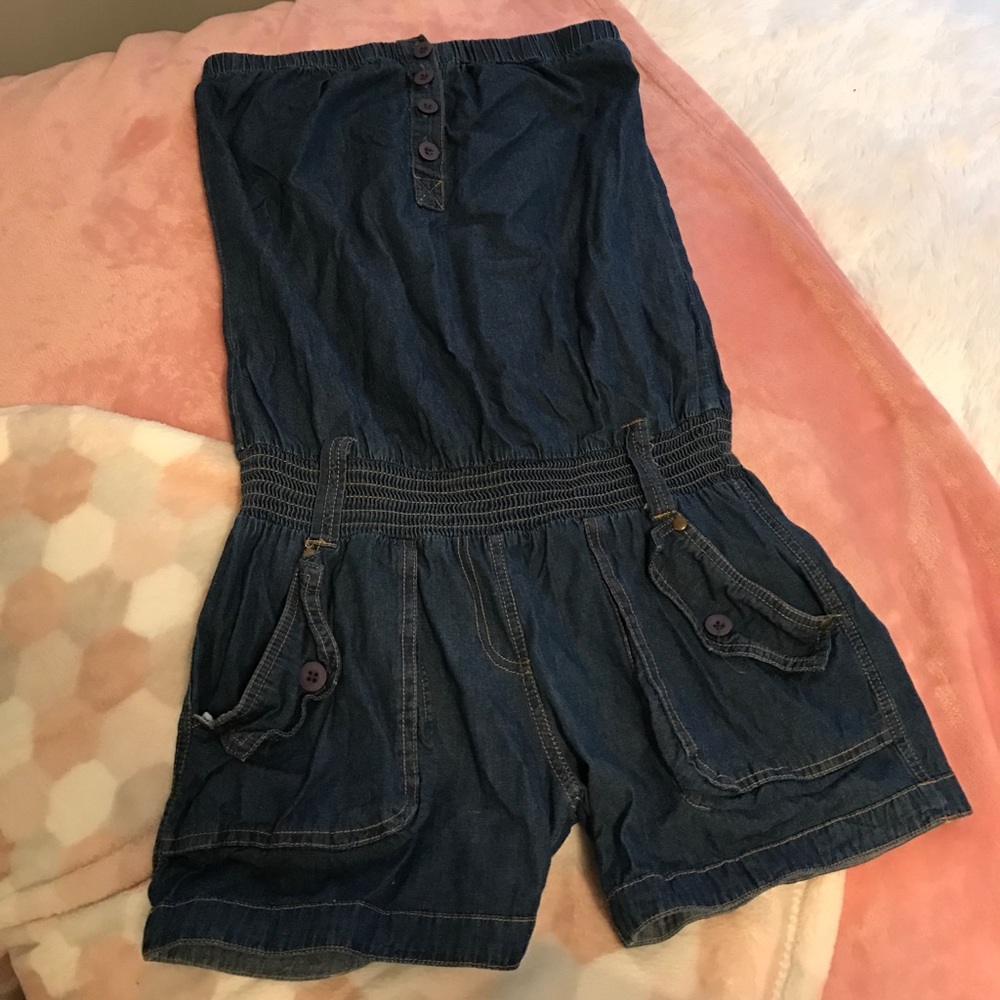 Strapless denim romper