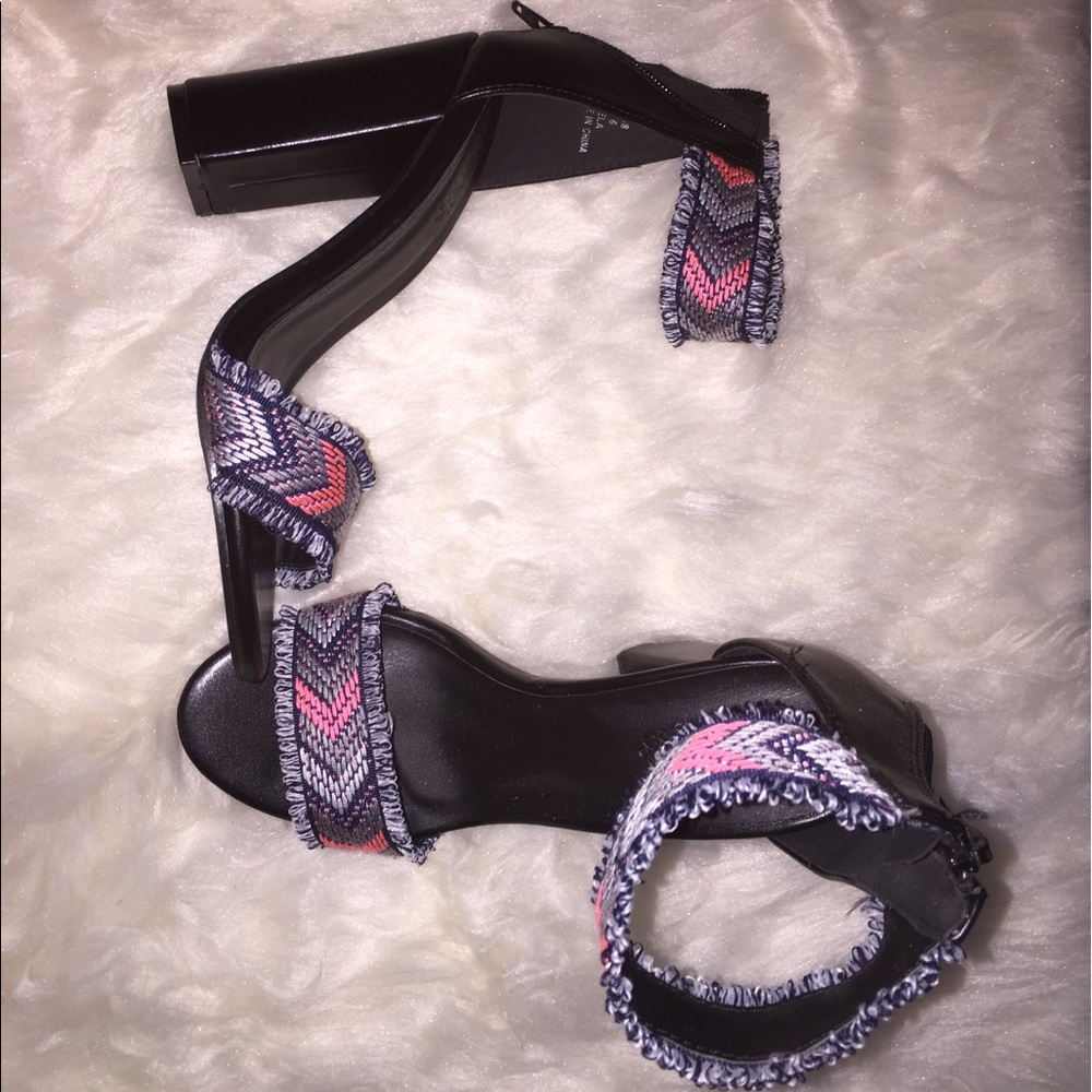 Black heels with print