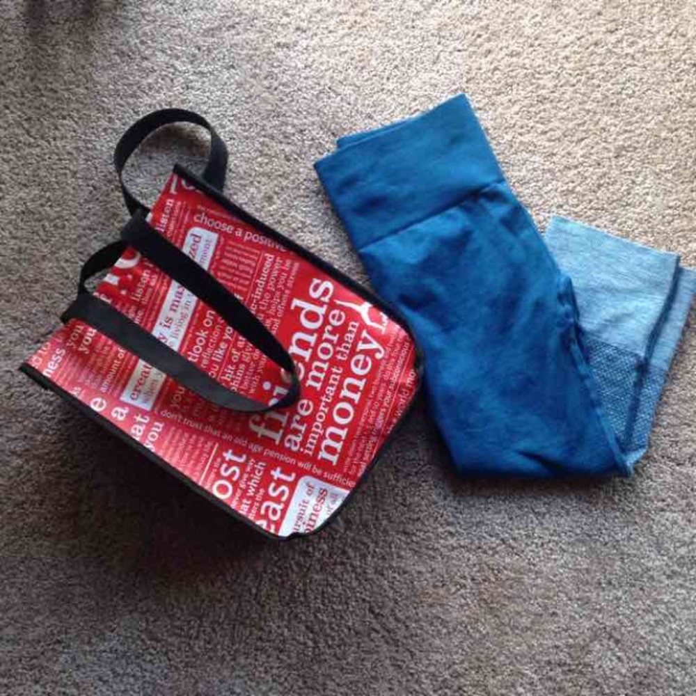 Blue cropped lululemon leggings
