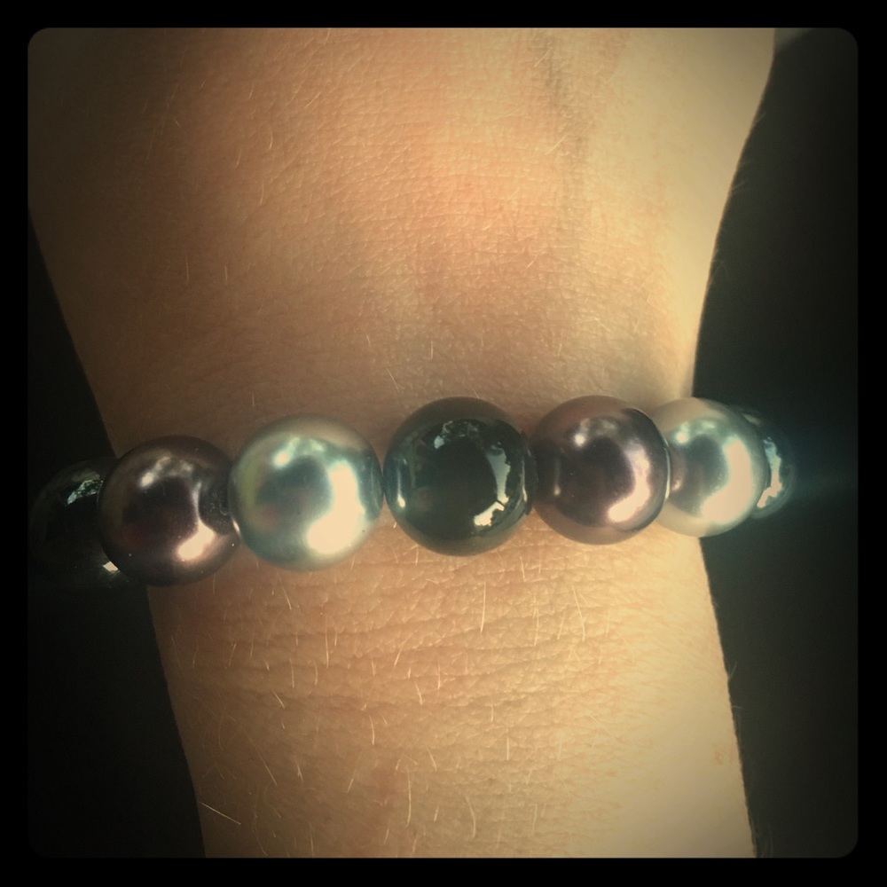 Bead bracelet