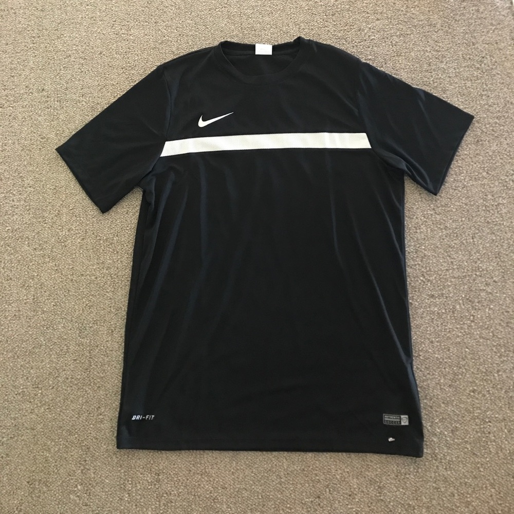 Men's Nike dri fit shirt