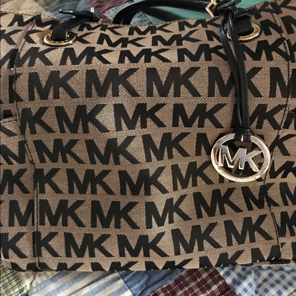 ❌❌SOLD❌❌Michael Kors Tote