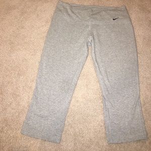 nike drifit crop leggings
