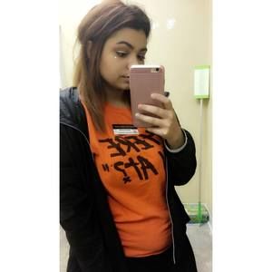 Meet your Posher, Makayla