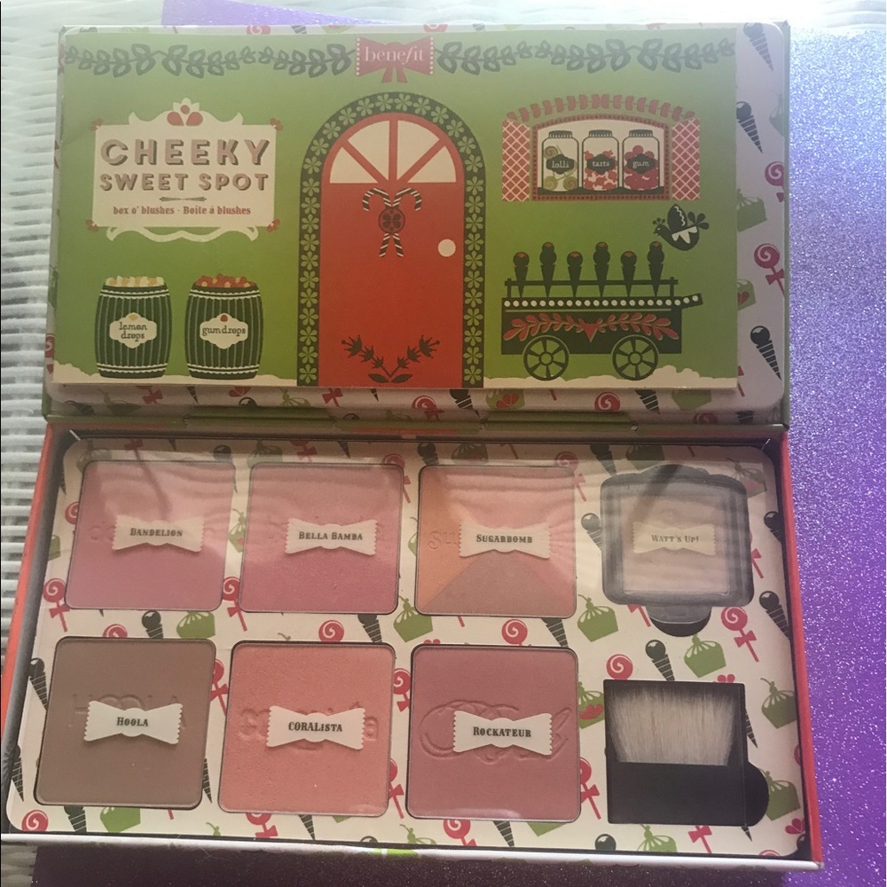 Benefit Cheeky Sweet Spot Box 'o Blushes- New