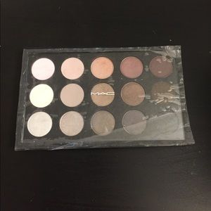 Mac eyeshadow x 15 cool nuetral