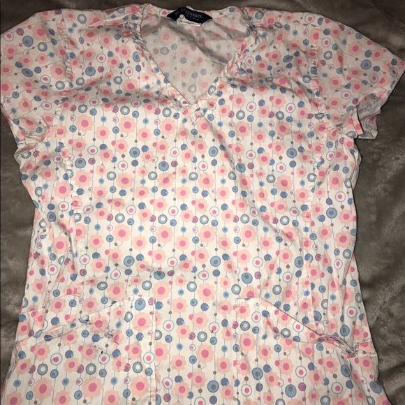 Baby pink scrub top - Picture 1 of 1