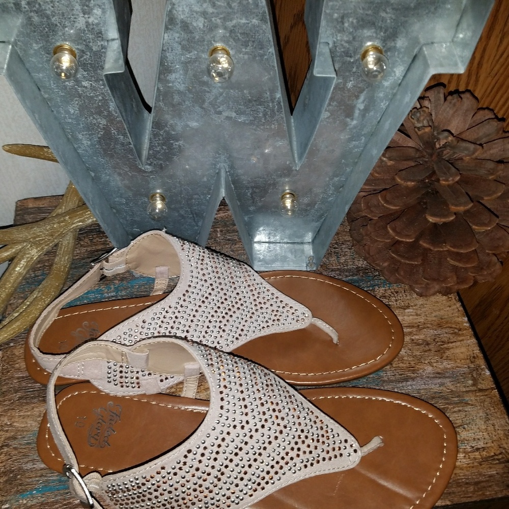 Sandals NWOT
