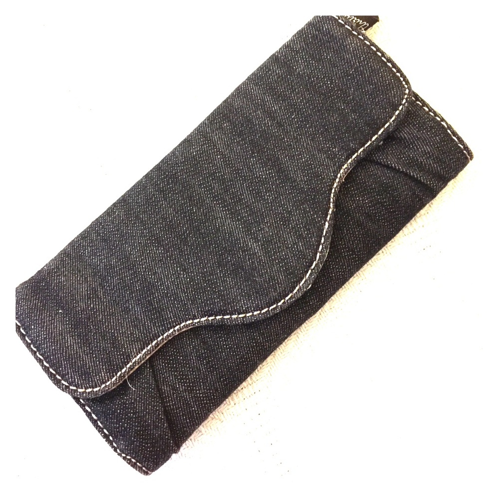 Tri-fold Thirty One Wallet