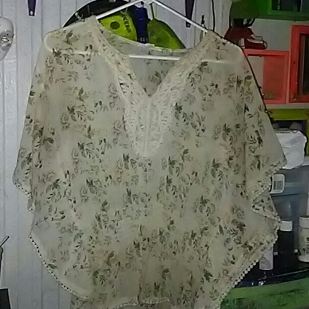 Women's blouse