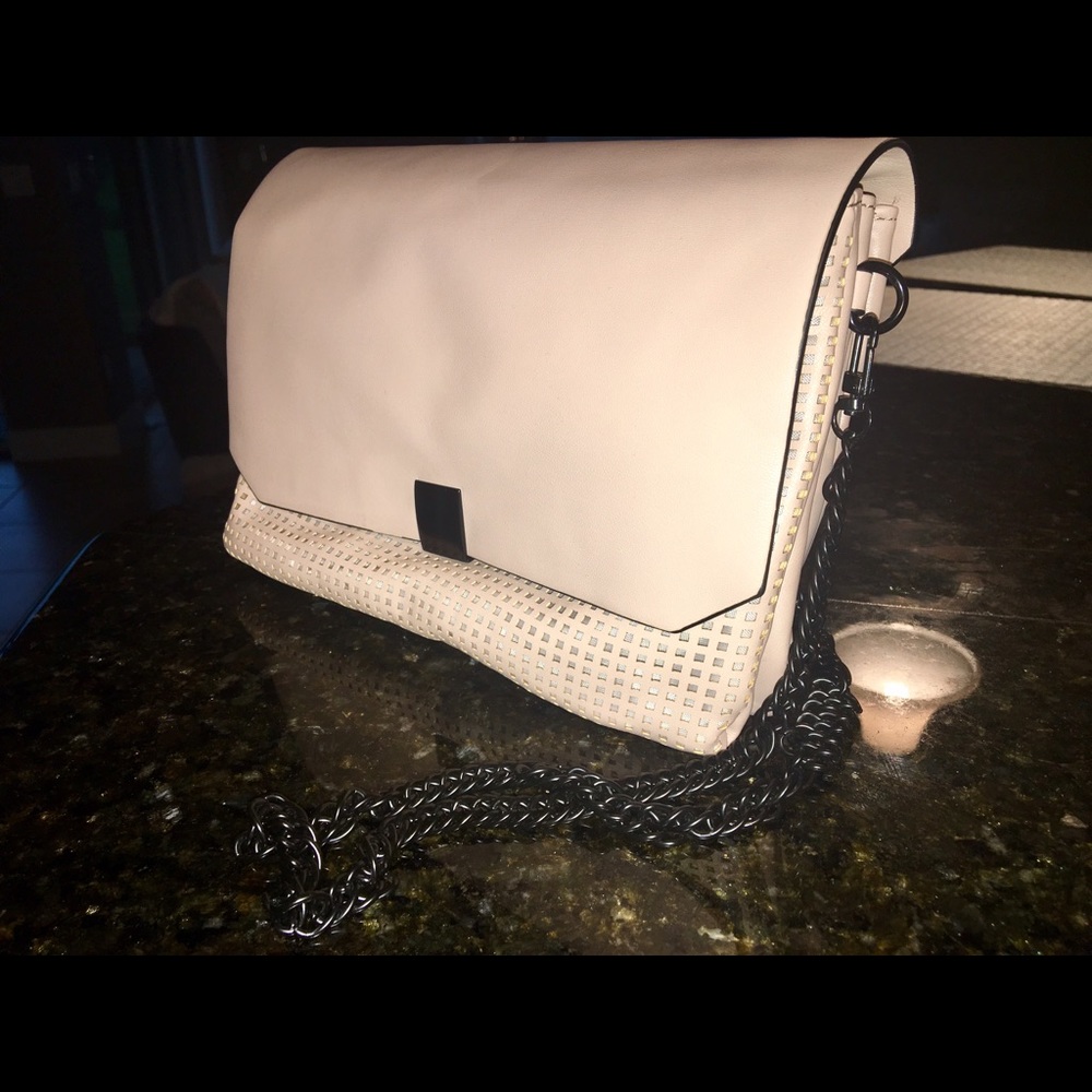 💕Pale pink cross body