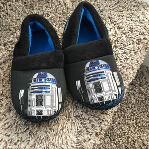 R2D2 Starwars Slippers--toddler size