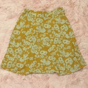 NWOT Yellow skirt