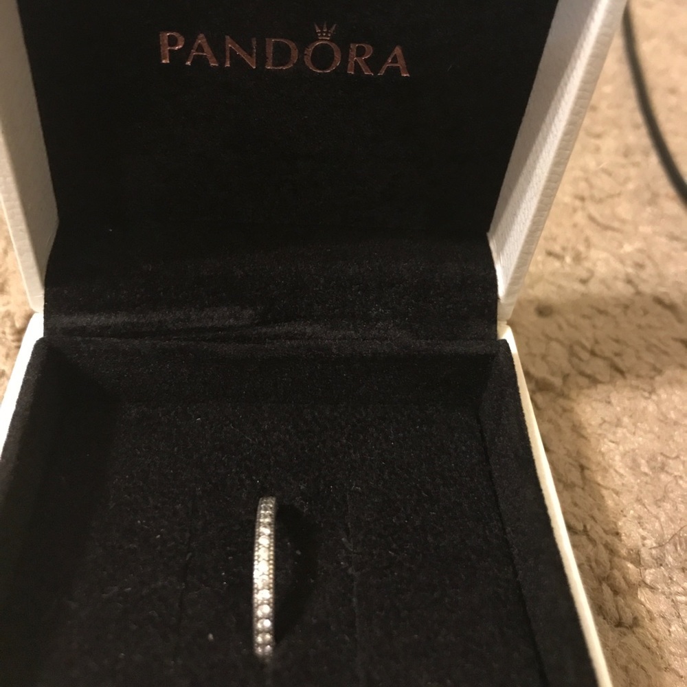 Pandora ring