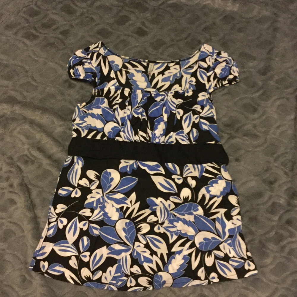 Closing My Closet Sale! Juniors L blue print shirt