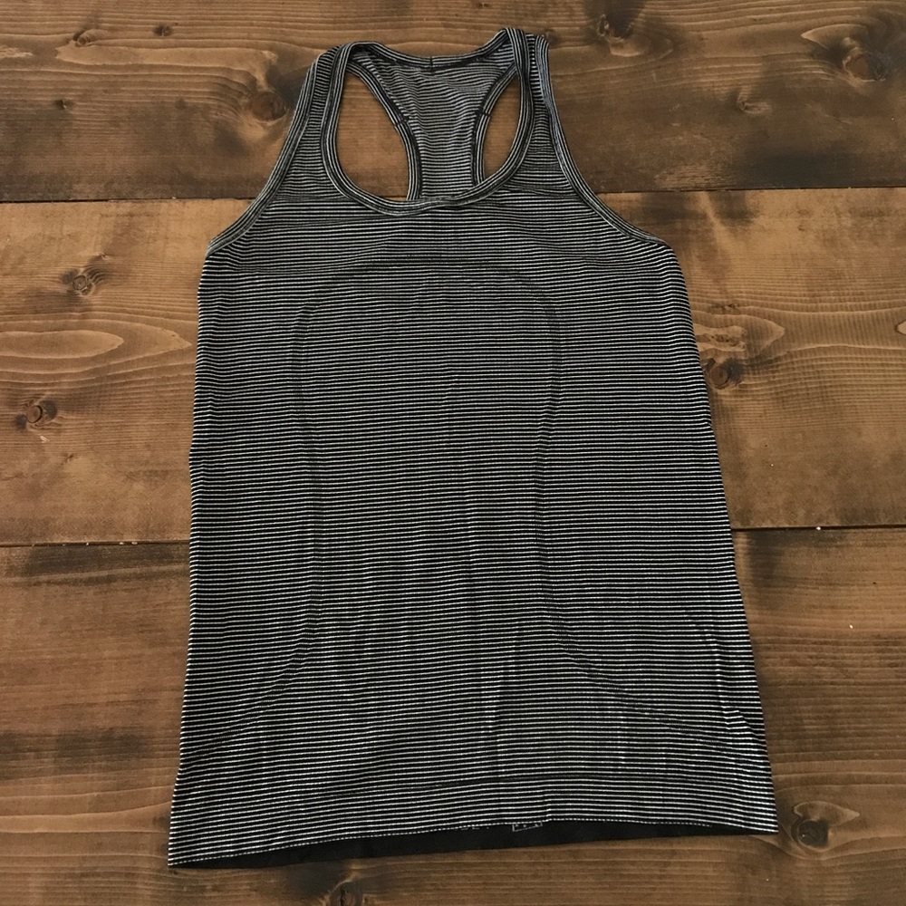 Lululemon tank top