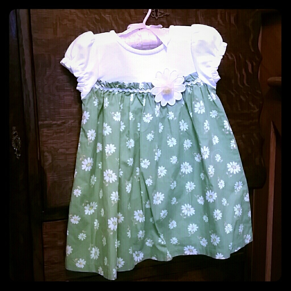 NWT Gymboree Daisy dress 18-24 months
