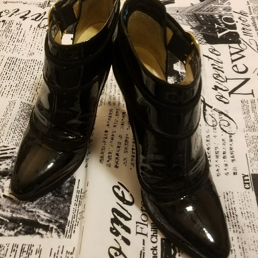 Jimmy Choo