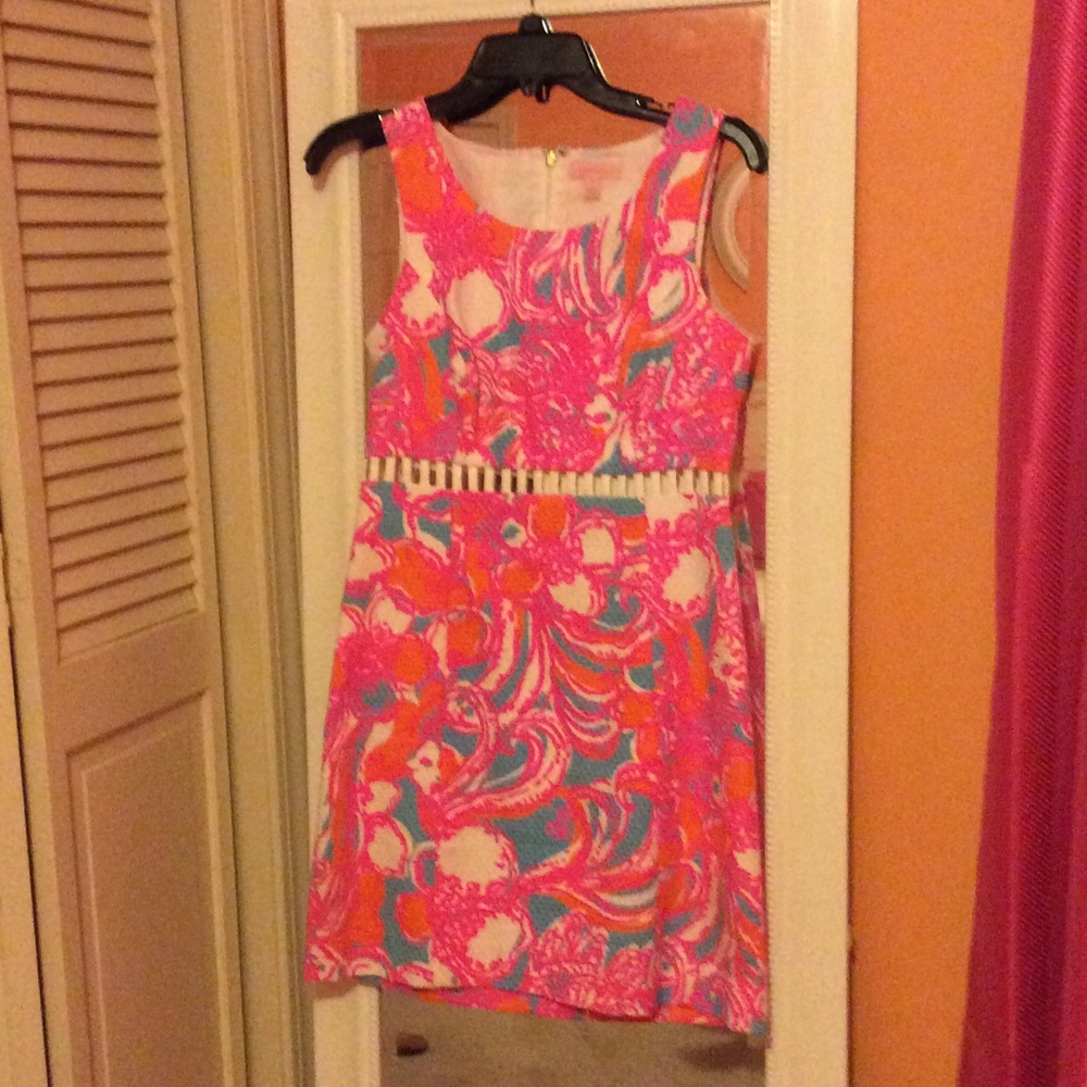 Lilly Pultizer iggy shift size 6