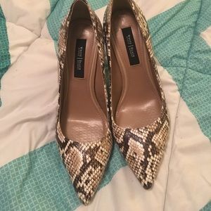 White House Black Market snake print heels size 7