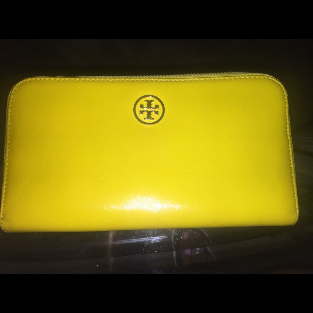 Tory Burch continental wallet