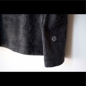 Mens lululemon camouflage shirt