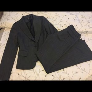 Gray business suit with metallic detail