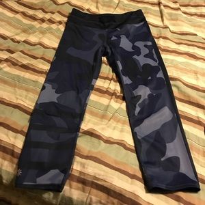 Athleta camo capris