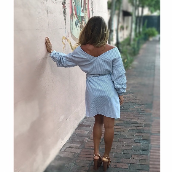 Stella Sass Dress - Picture 2 of 4