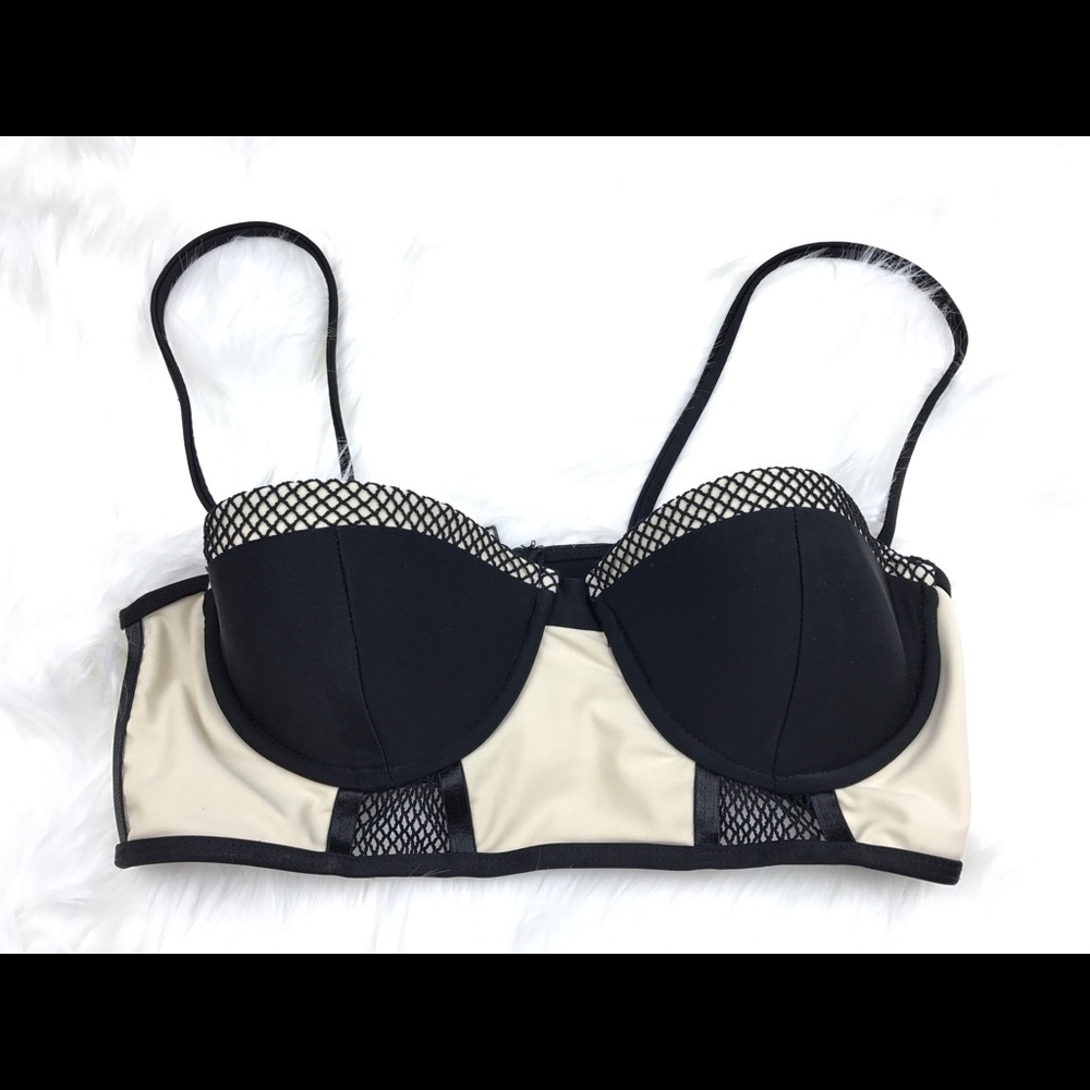 Beach Riot bikini top