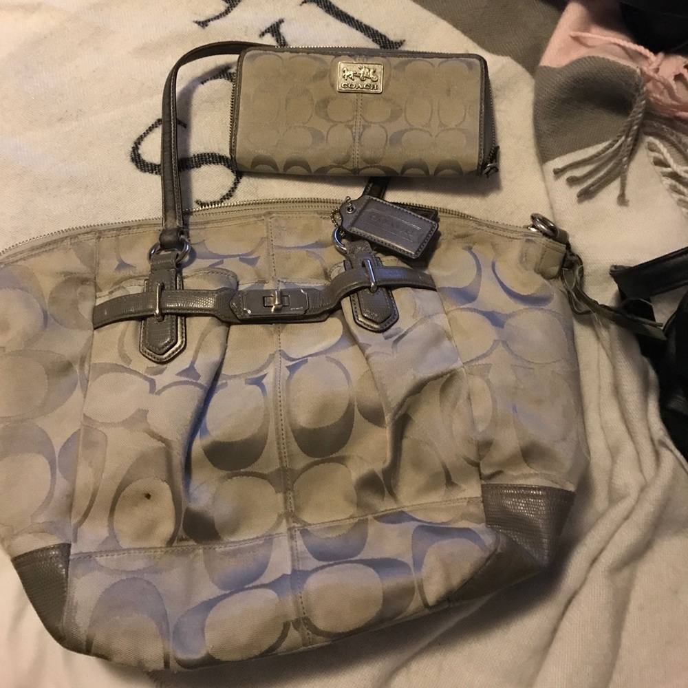 Coach purse