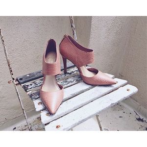 Jessica Simpson Nude Heels NWOT