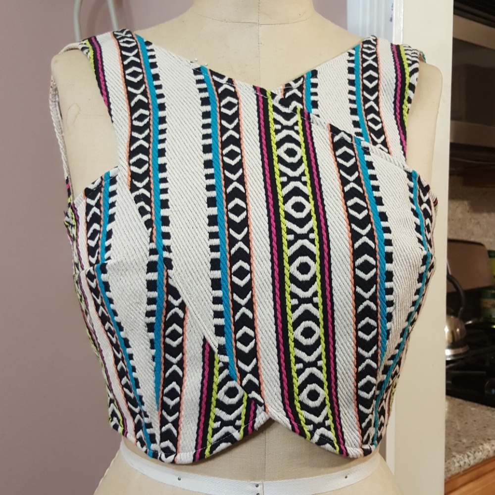 Crop top