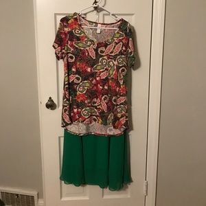 Awesome Lularoe outfit worn one time.  Medium size