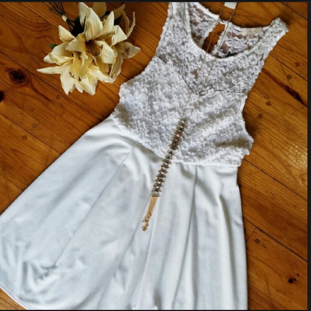 White lace dress