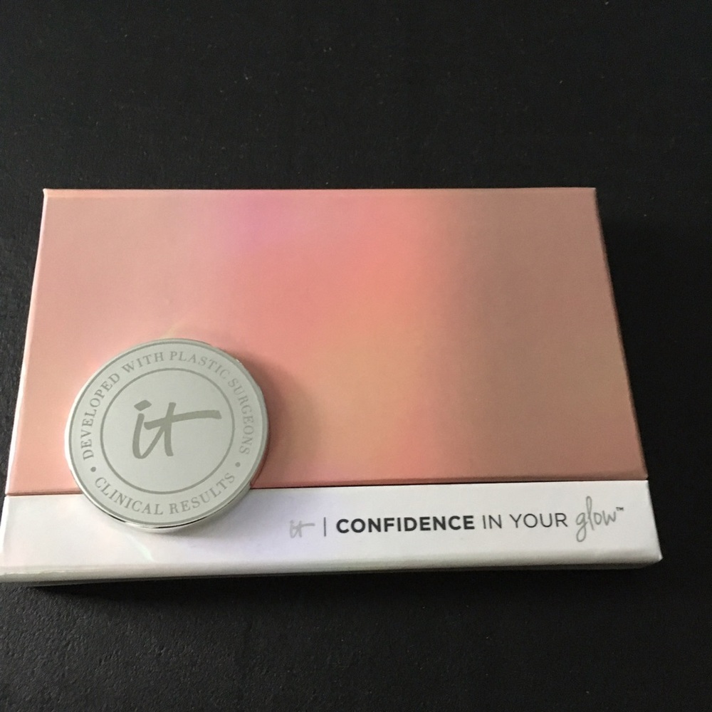 🌼it Confidence in your Glow Instant Warm Glow🌼