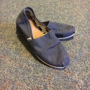 Men's Toms slip on shoes