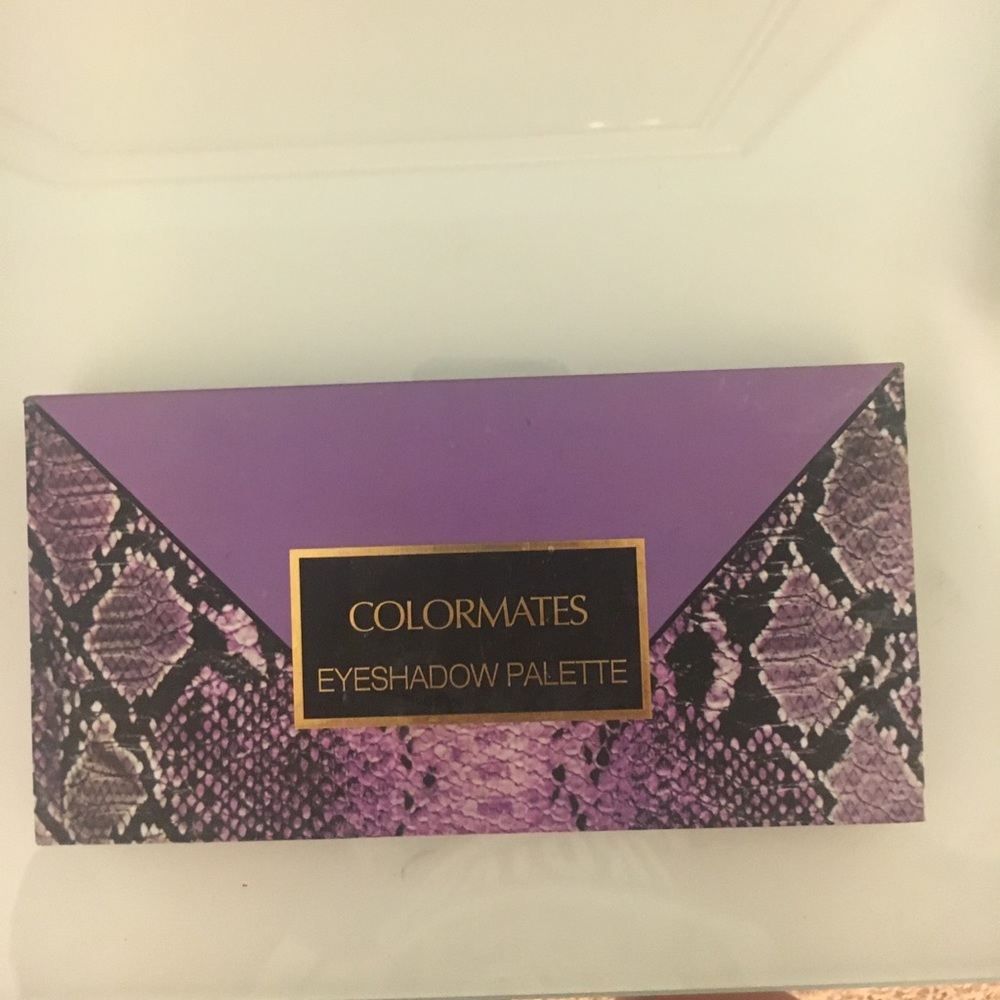 Colormates eyeshadow palette