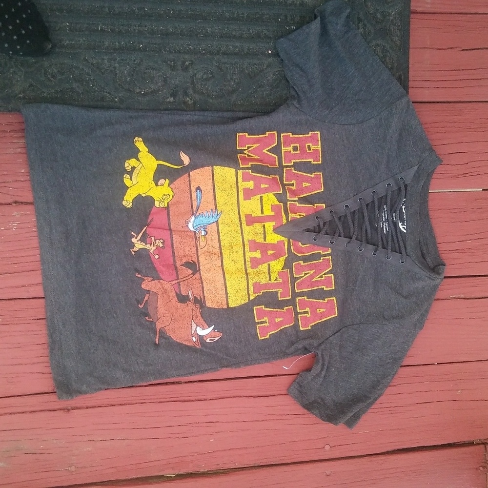 Hakuna Matata Lace Chest tee