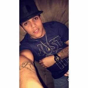 Meet your Posher, Derek