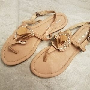 Madden Girl Thong Sandals Tan New