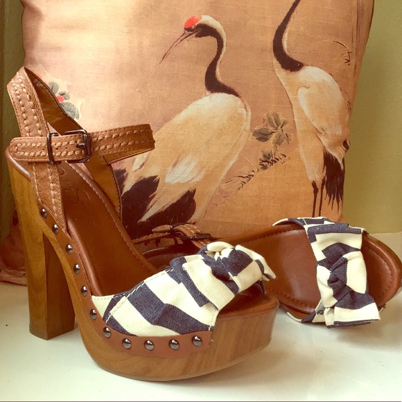 Heels - Picture 1 of 1