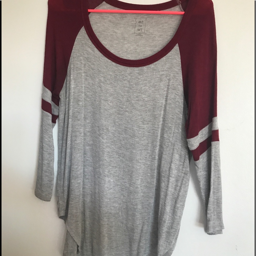 Long sleeve comfy scoop neck baseball tee