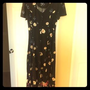 Vintage Floral Button-Down Dress🌸🌼