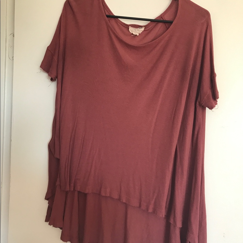 A high low short sleeve flowy top