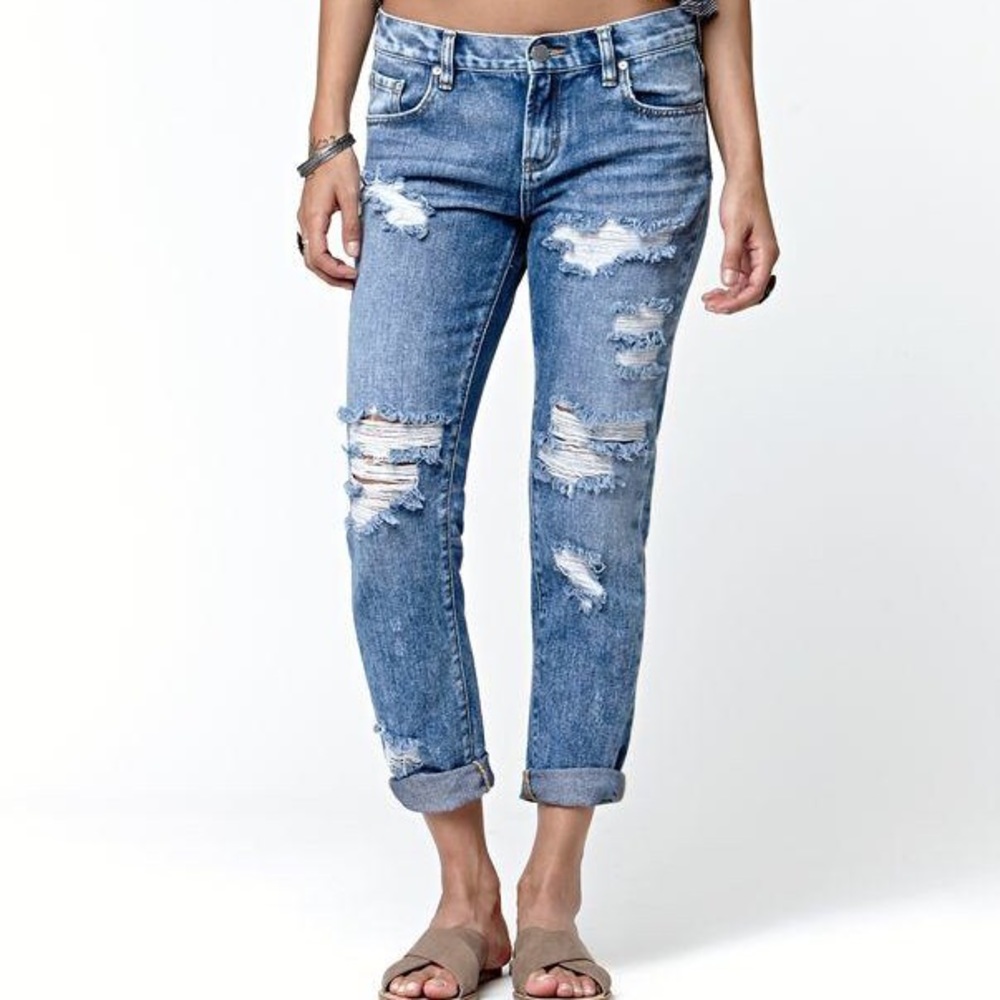 Bullhead Denim Co. Ripped Skinny Boyfriend