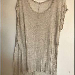 Short sleeve with open sides