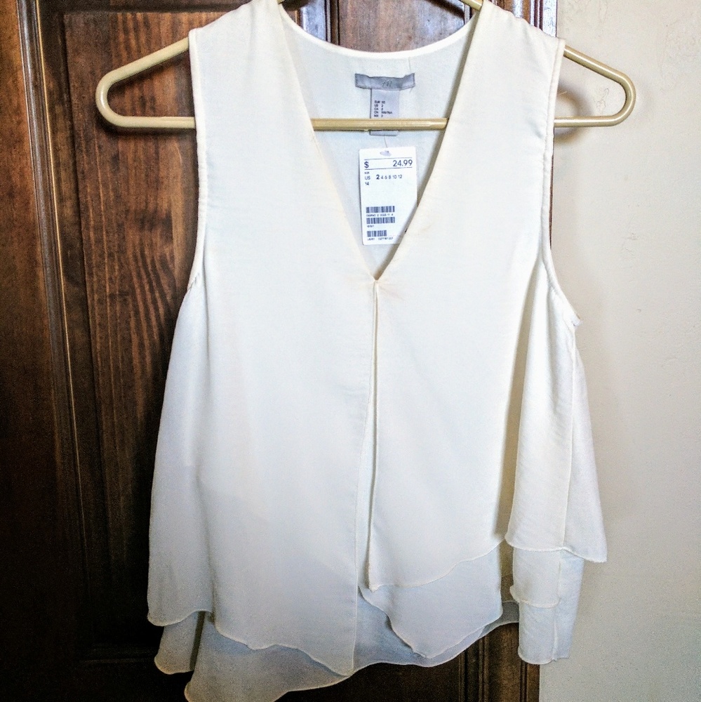H&M Sleeveless Blouse