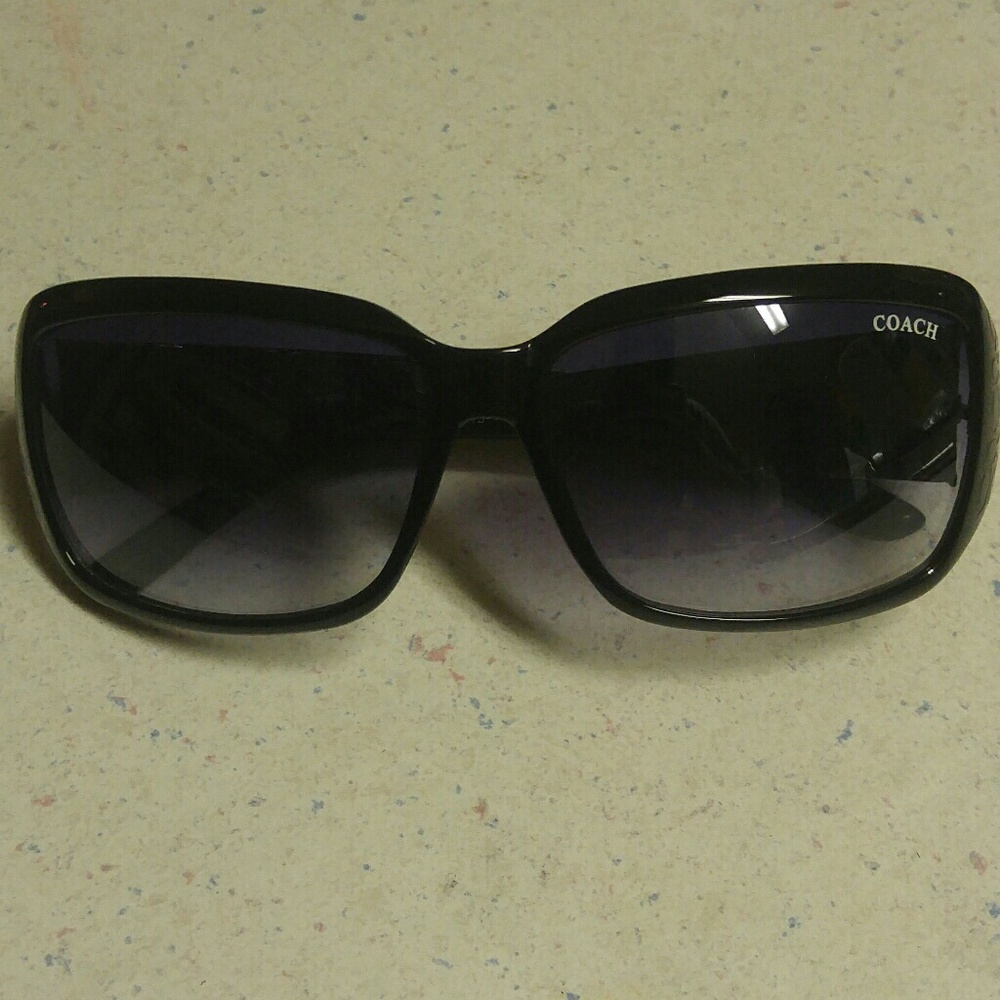 SOLD ON MER Coach Sunglasses!!
