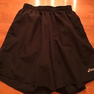 Running shorts